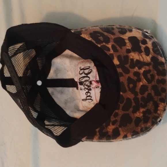 Hat - Picture 2 of 2